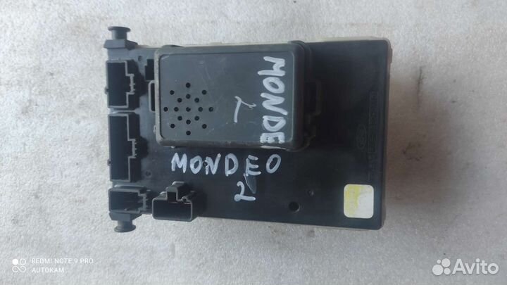 Блок предохранителей Ford Mondeo 1
