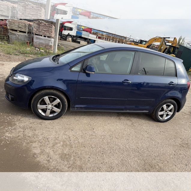 Volkswagen Golf Plus 1.4 MT, 2010, битый, 183 000 км
