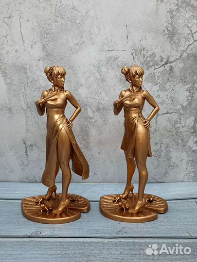 Фигурки девушки под бронзу