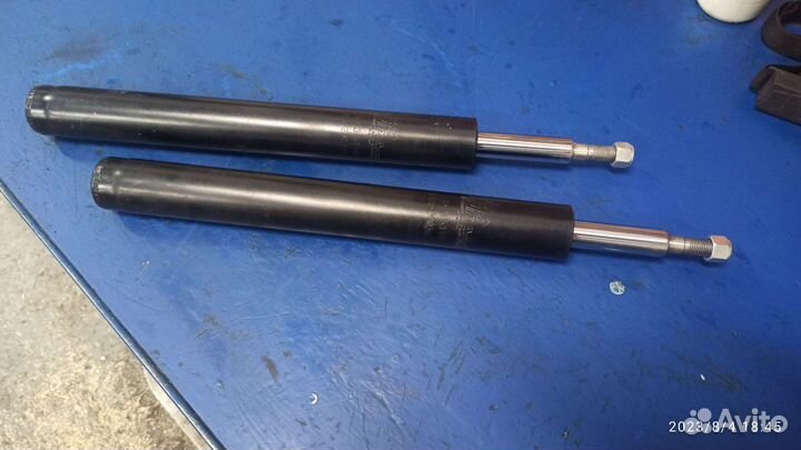 Передние стойки на ваз 2108,21099