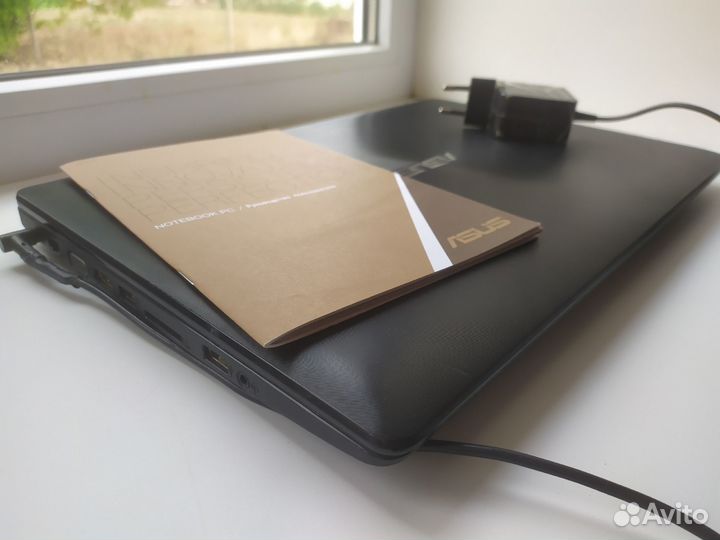 Ноутбук Asus X553M 15.6
