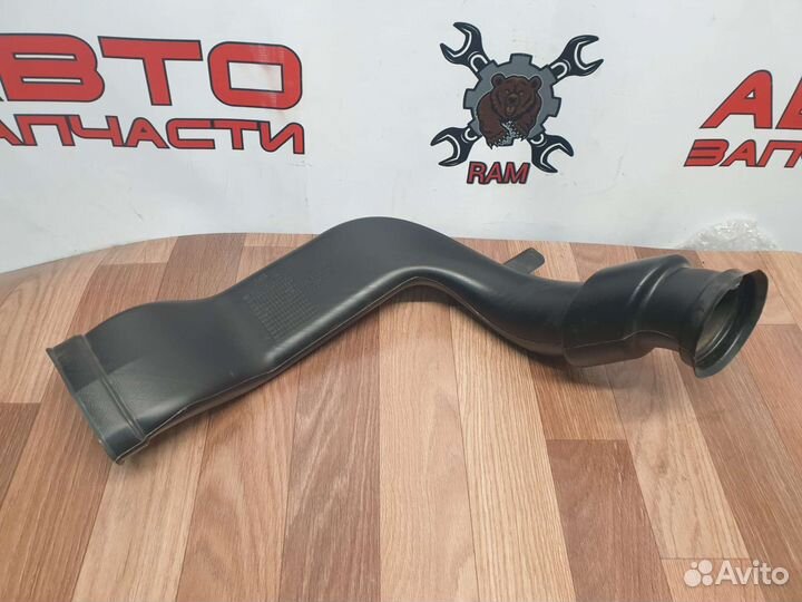 Воздуховод отопителя правый Renault Sandero 2