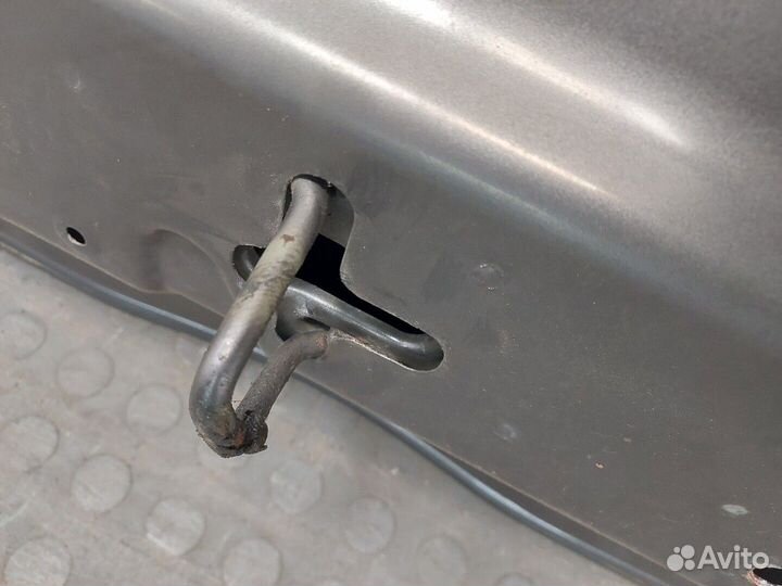 Капот Toyota Auris E15, 2007