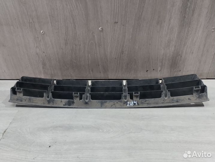 Решетка в бампер Volkswagen Golf 4