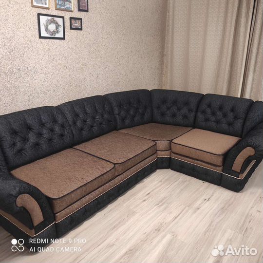 Перетяжка мягкой мебели в мастерской