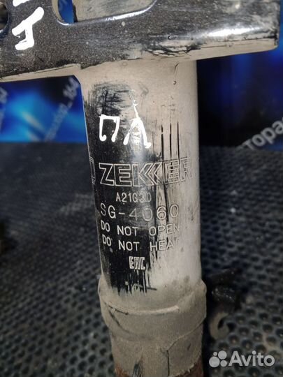 Стойка передняя Volkswagen Polo 5