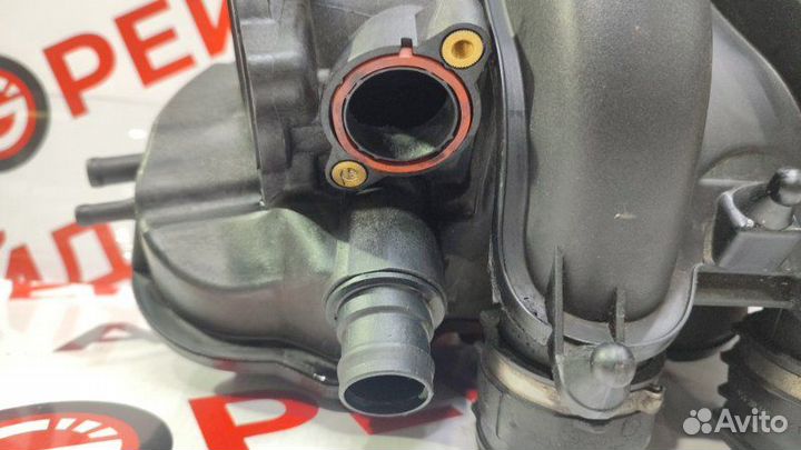 Коллектор впускной Volkswagen Passat 3C5 BVY