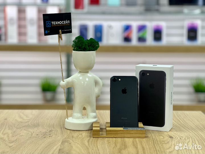 Phone 7 32Gb/ Black/ акб 75