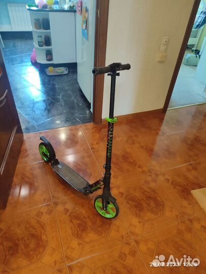 Самокат взрослый с большими колесами