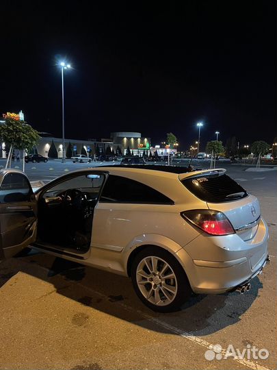 Opel Astra GTC, 2008