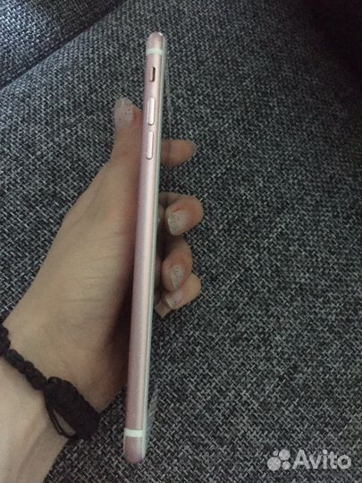 Телефон iPhone 7 plus