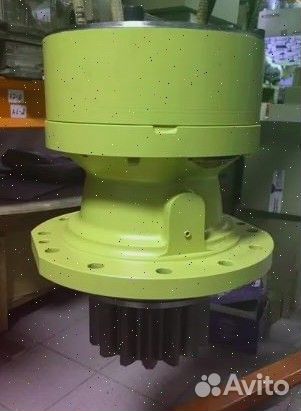 Robex 210 LC-7A LR 31NB-11150 Редуктор