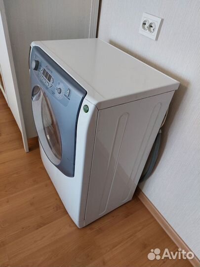 Стиральная машина б/у Hotpoint-Ariston aqsf 057 U