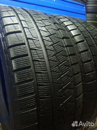 Pirelli Ice Asimmetrico 235/55 R17 98Q
