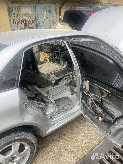 Audi A4 1.8 МТ, 1997, 330 000 км