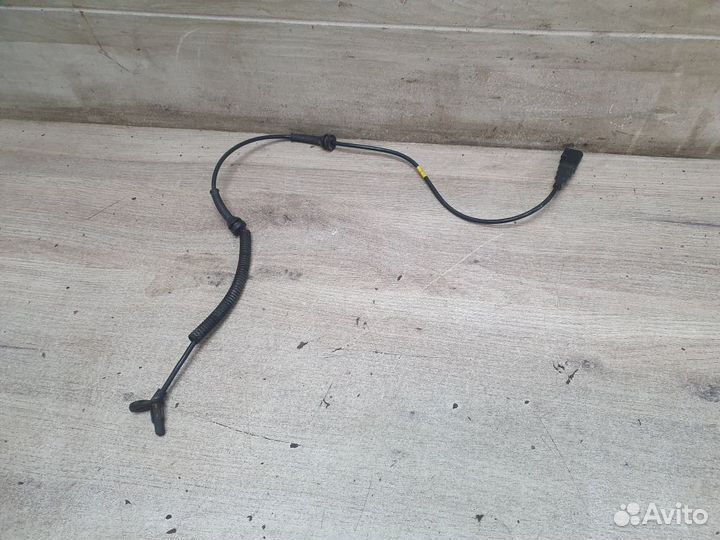 Датчик ABS передний Ford Fiesta Mk5 (2002—2008)