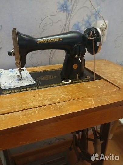 Швейная машинка