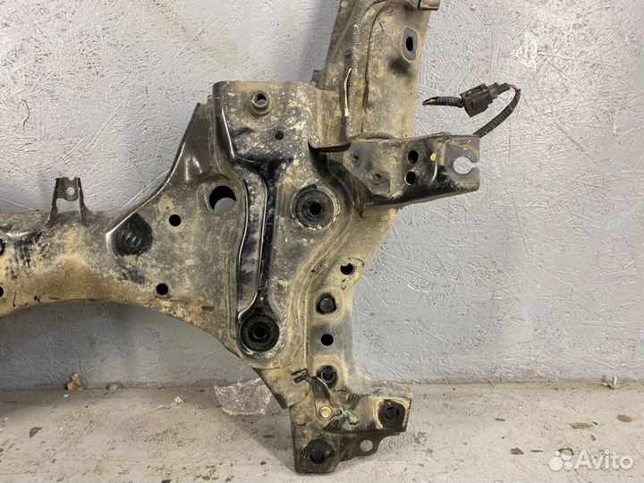 Подрамник Honda CR-V 4 Балка