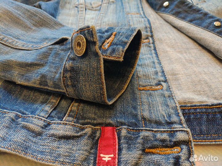 Джинсовая куртка 40 42 для подростка