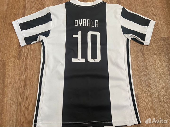 Футбольная форма барселона и ювентус