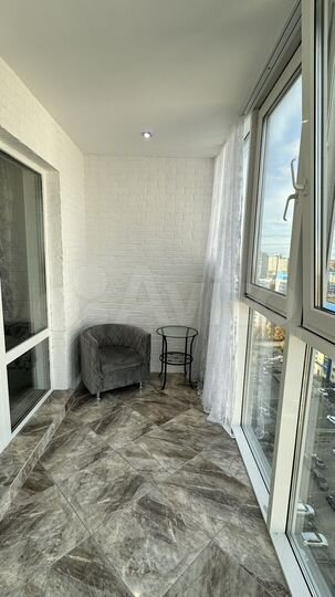 3-к. квартира, 90 м², 15/20 эт.