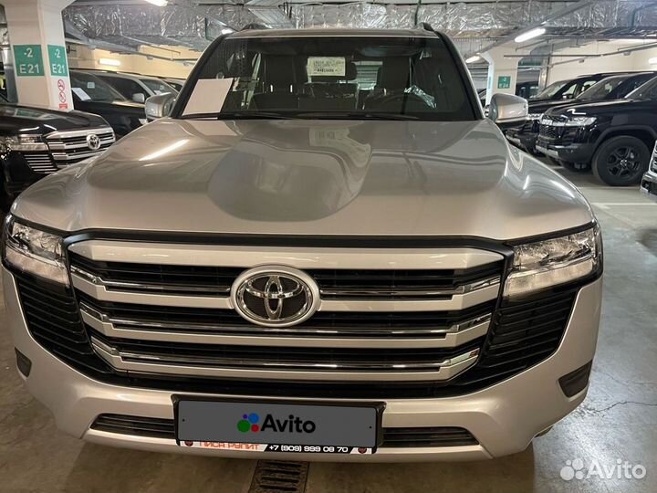 Toyota Land Cruiser 3.3 AT, 2022, 28 км