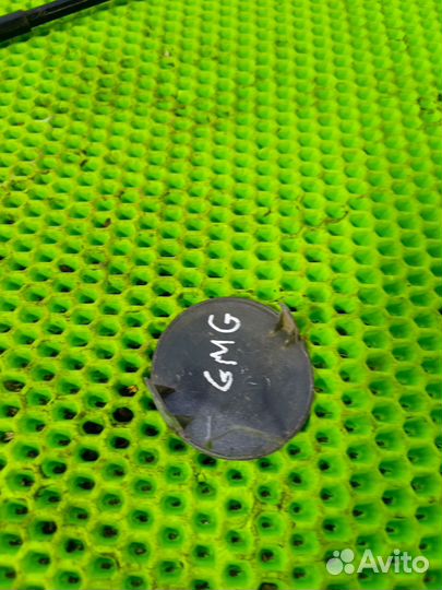 Заглушка бампера Geely Emgrand ec7 серебристая