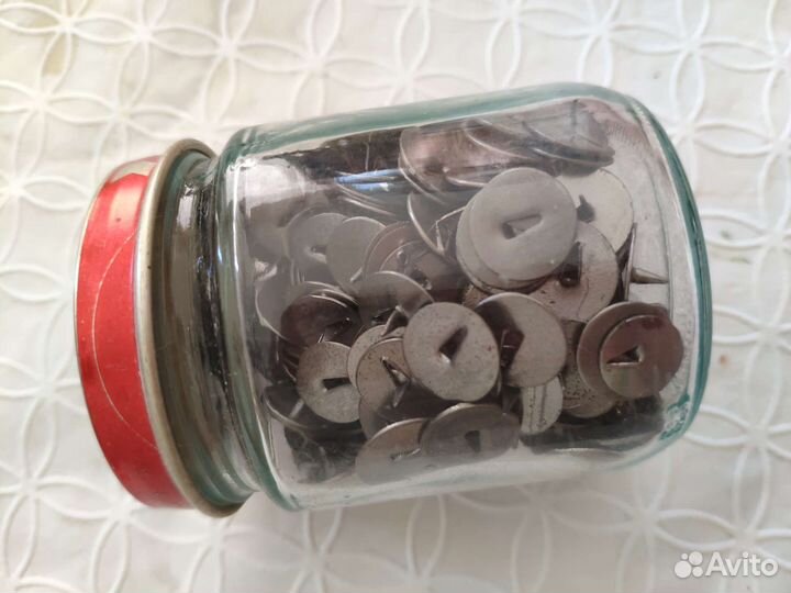 Лекала, линейки, трафареты, перья и другое