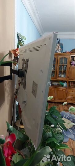 Телевизор samsung