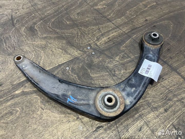Рычаг передний правый Peugeot 307