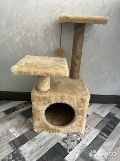 Домик для кошки с когтеточкой