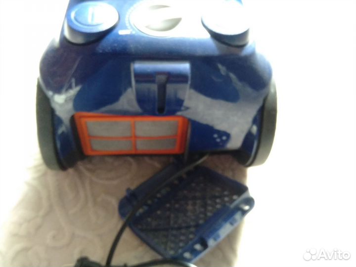 Пылесос Electrolux ZTF7616