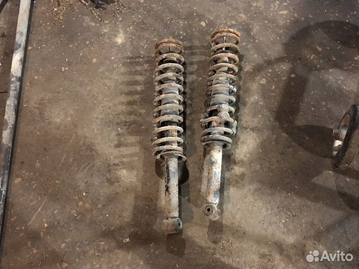 Задние амортизаторы ауди 80
