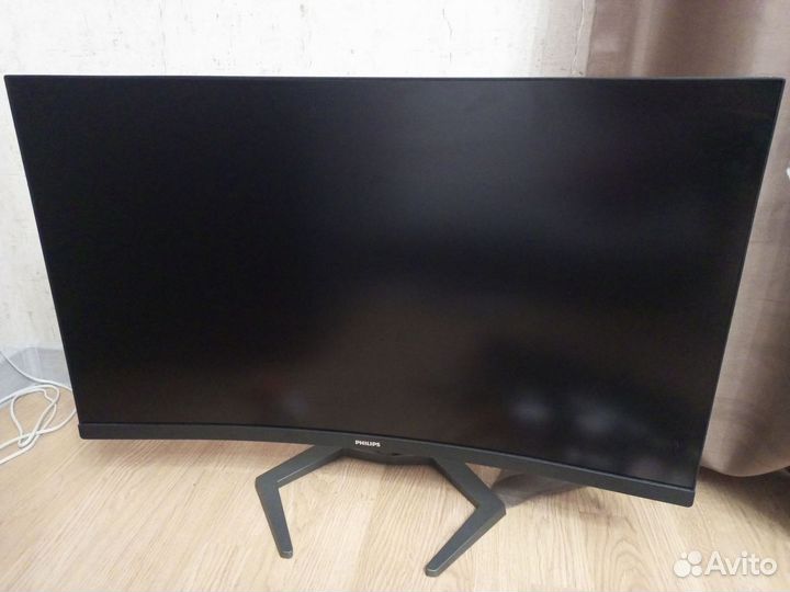 Монитор Philips 32