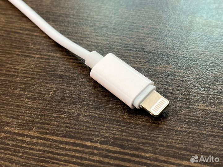 Apple переходник адаптер Lightning 3.5 jack