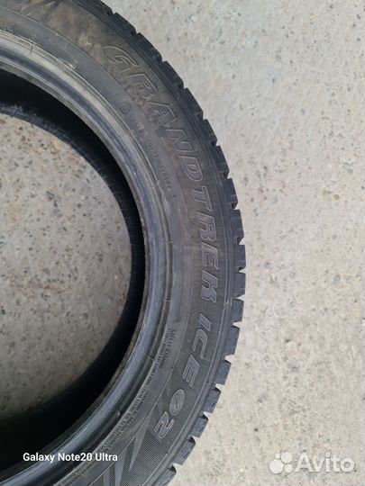 Dunlop Grandtrek Ice 02 325/55 R18