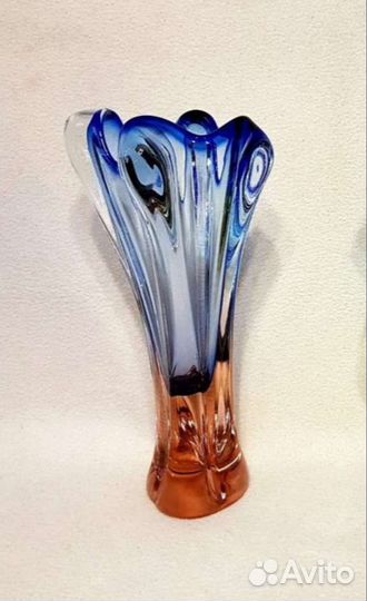Ваза. Богемское стекло