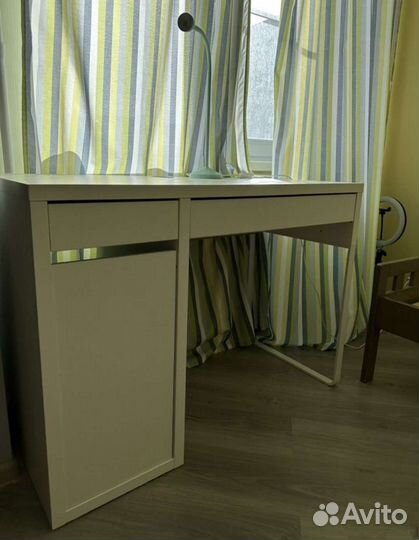 Икеа Микки Письменный/компьютерный стол