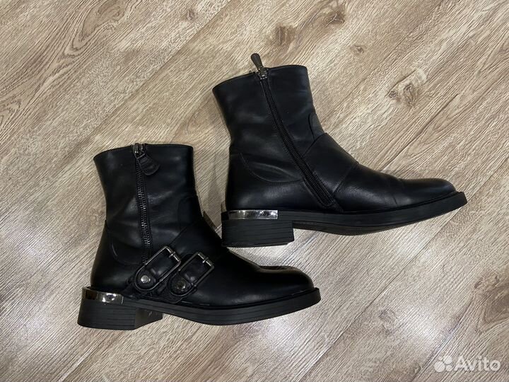 Ботинки женские