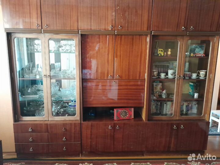 Стенка в гостиную бу