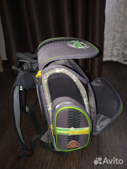 Портфель школьный