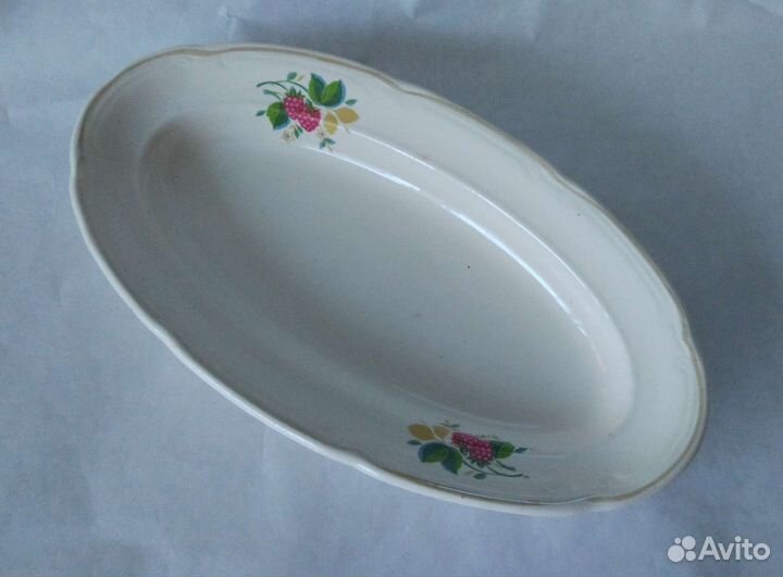 Тарелочка овальная