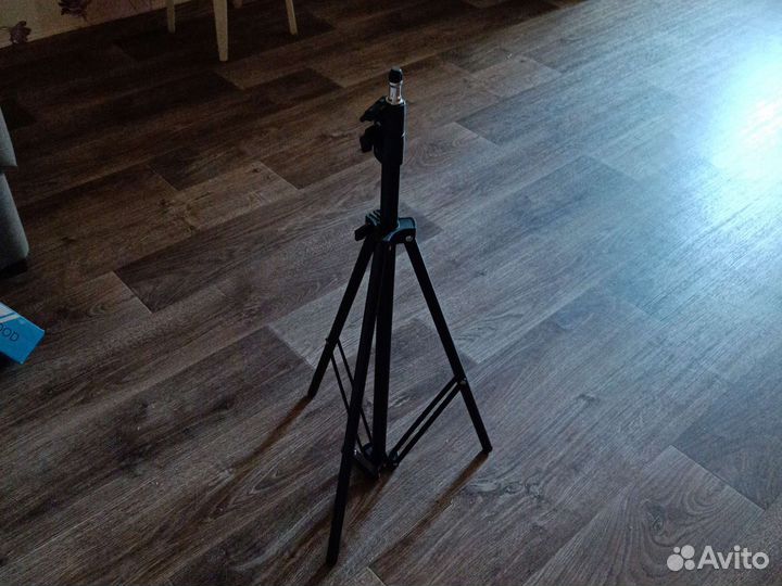 Штатив для камеры