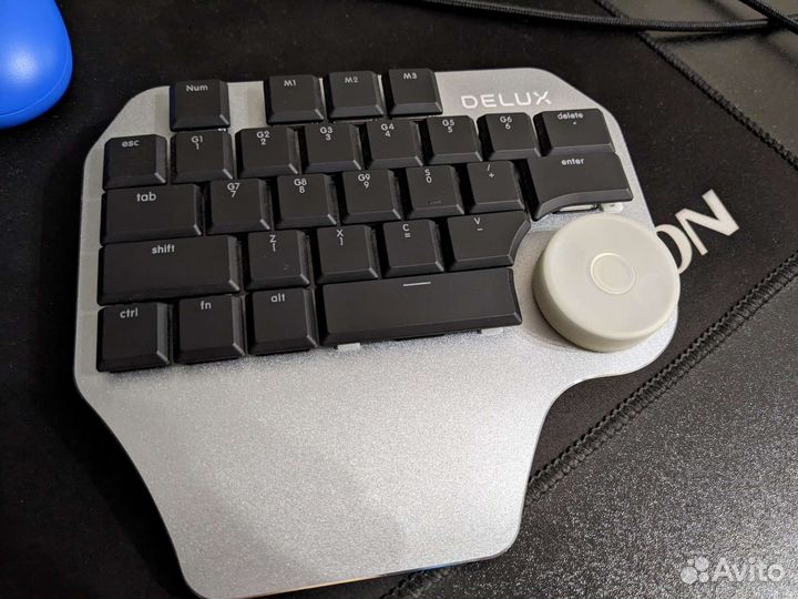 Дизайнерская клавиатура Delux T11