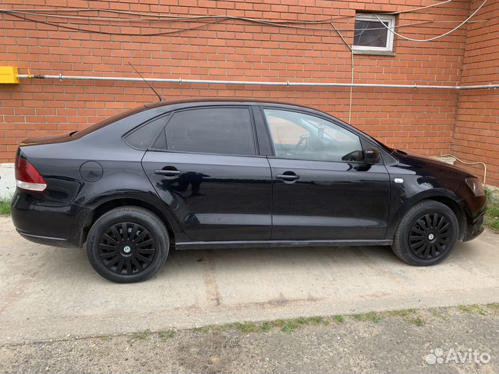 Volkswagen Polo 1.6 AT, 2012, 300 000 км