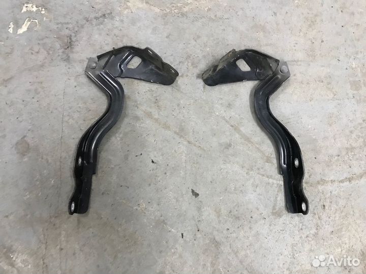 Петли капота Хендай Солярис