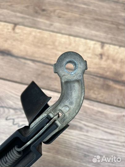 Дворник задний Ford Focus 2 1.6 2009