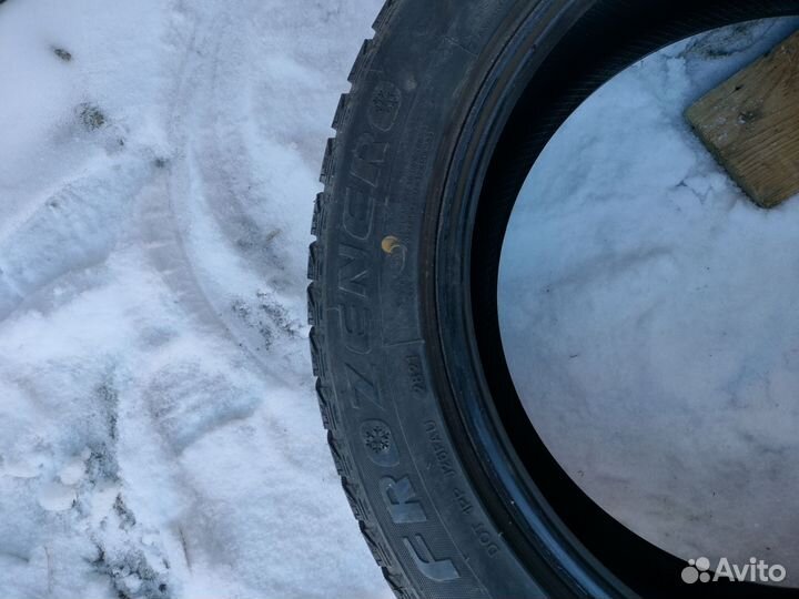 Goform Frozenero 235/50 R18