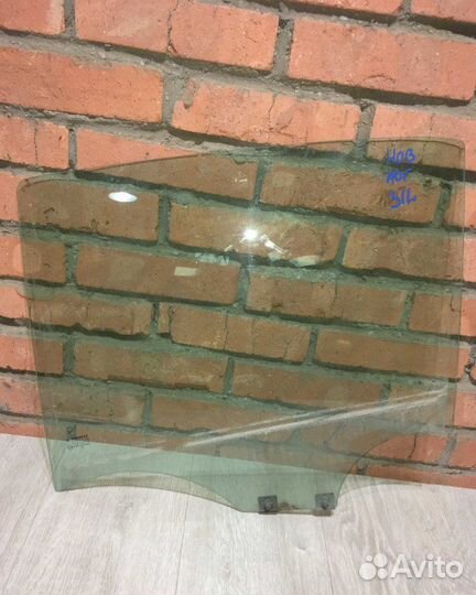 Стекло заднее Renault Logan 2 K7M 2015