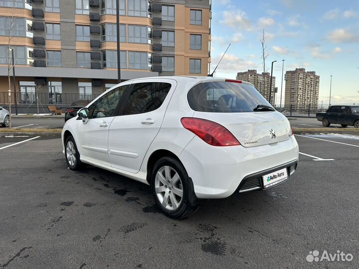 Peugeot 308 1.6 AT, 2009, 243 300 км